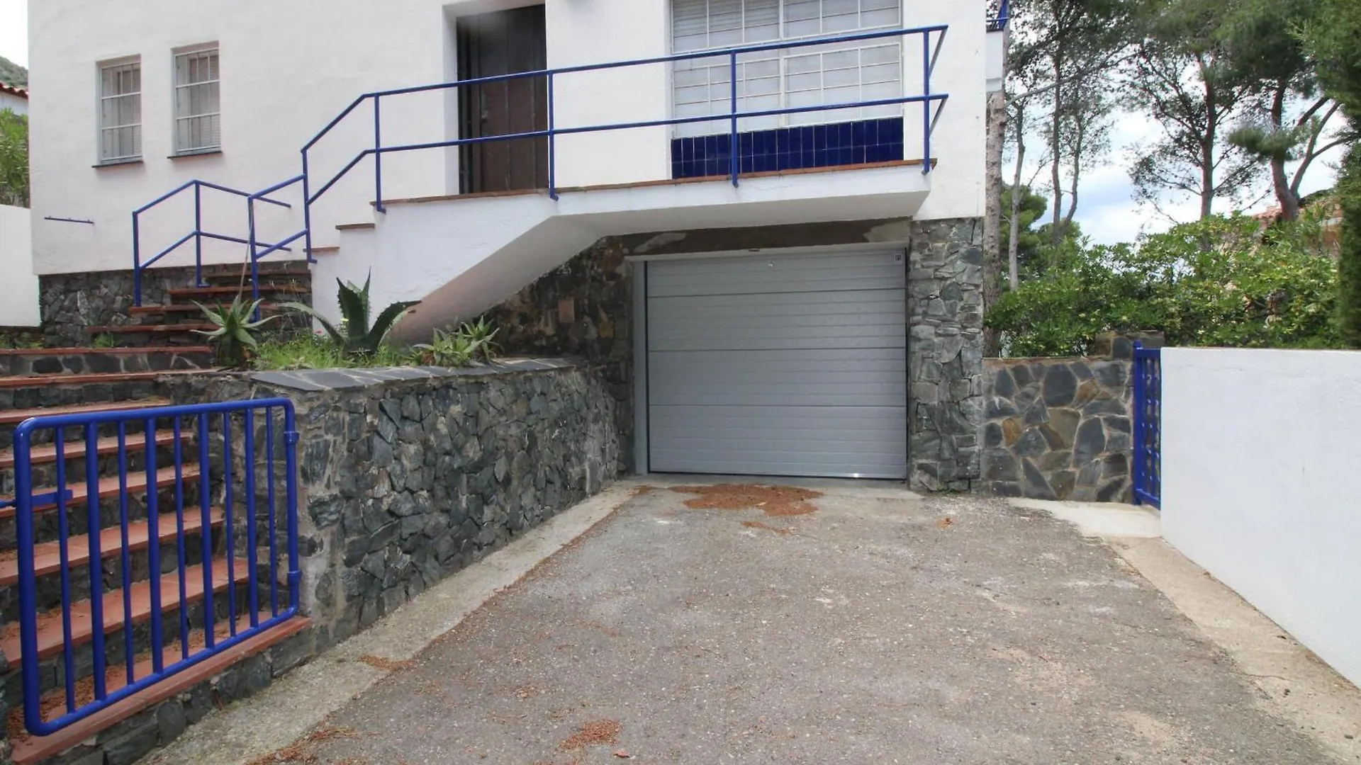 Gran Apartamento Con Terraza En Fane De Baix, Llanca - Es-228-154 0*,  Spagna